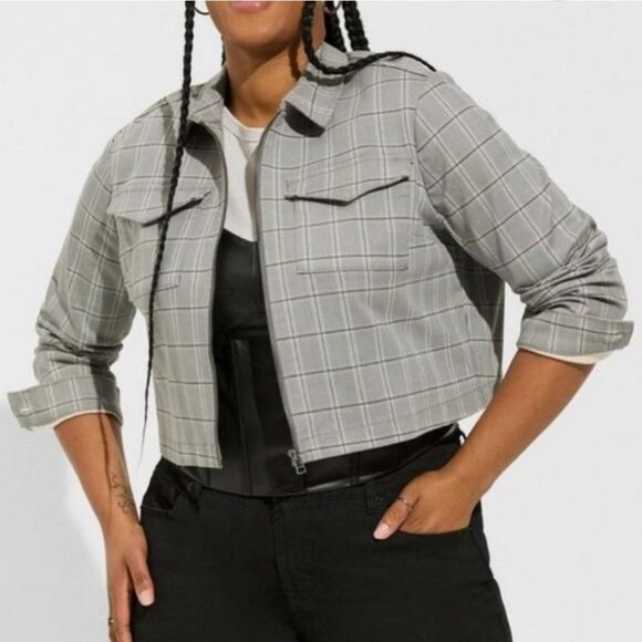 Torrid 2X Light Gray Plaid Jean Jacket With Zip Front - Picture 1 of 8